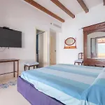 Chiara Villa Città di Lipari