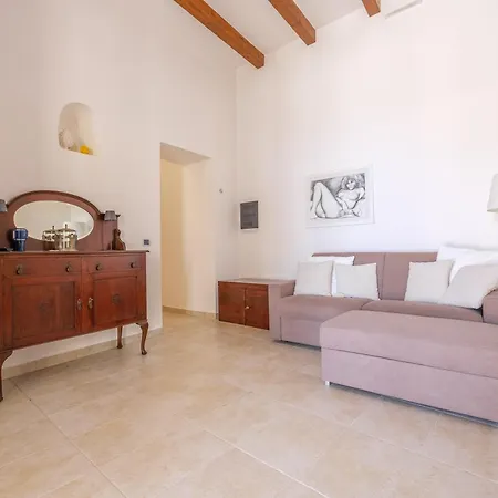 Chiara * Липари